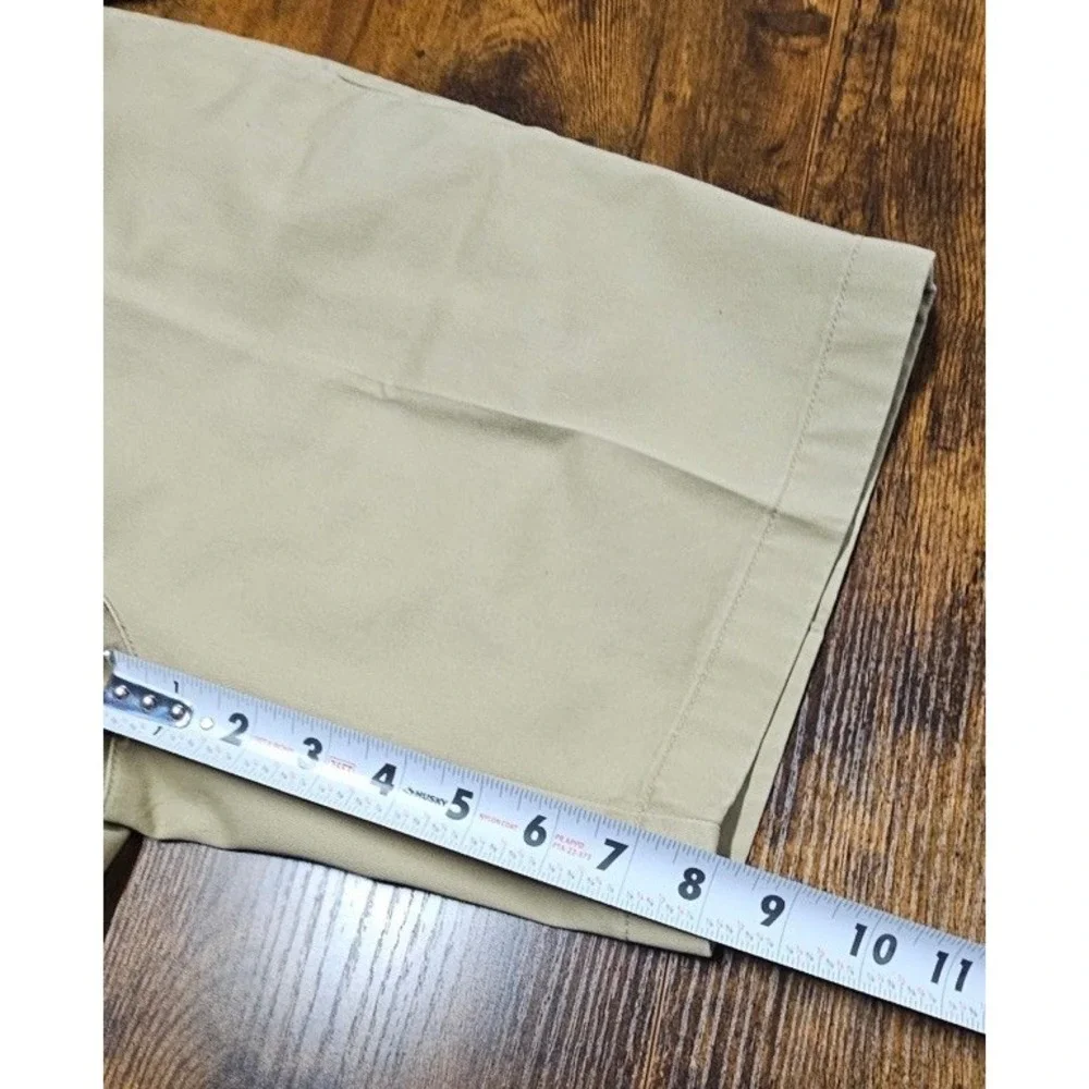 LL Bean Dbl L Chino Shorts Men's Khaki Outdoor Wrinkle Free Comfort Sz 30x8 NWT